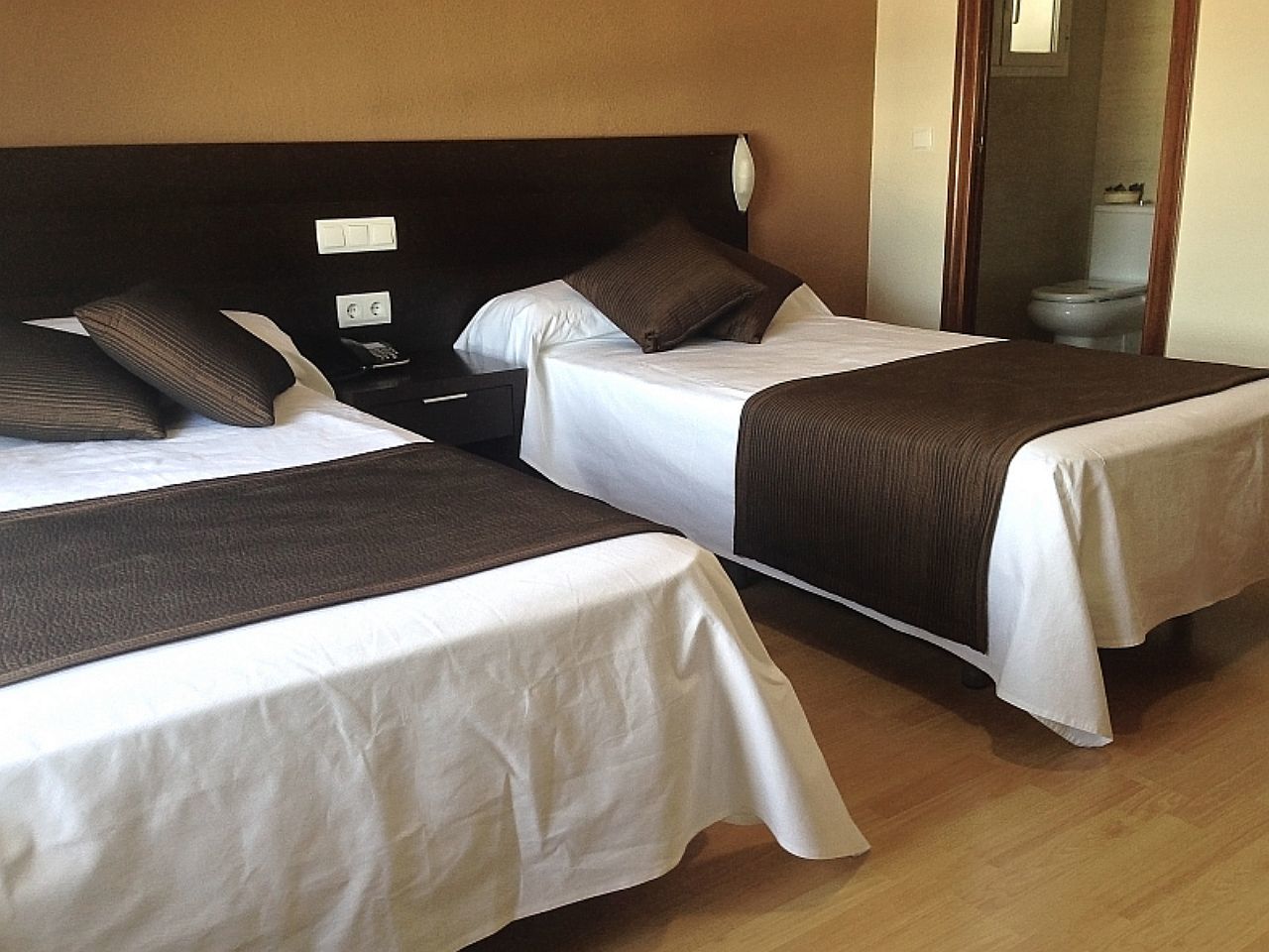 Ac Hotel Leon San Antonio By Marriott Kültér fotó